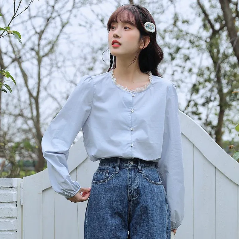 Lace Versatile Loose-Fit Blouse
