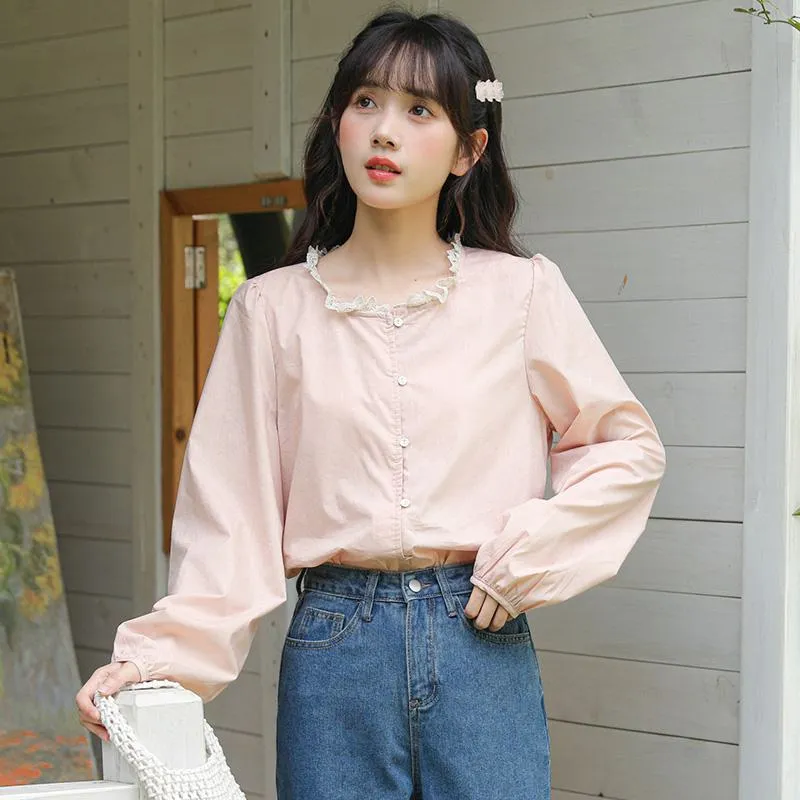 Lace Versatile Loose-Fit Blouse